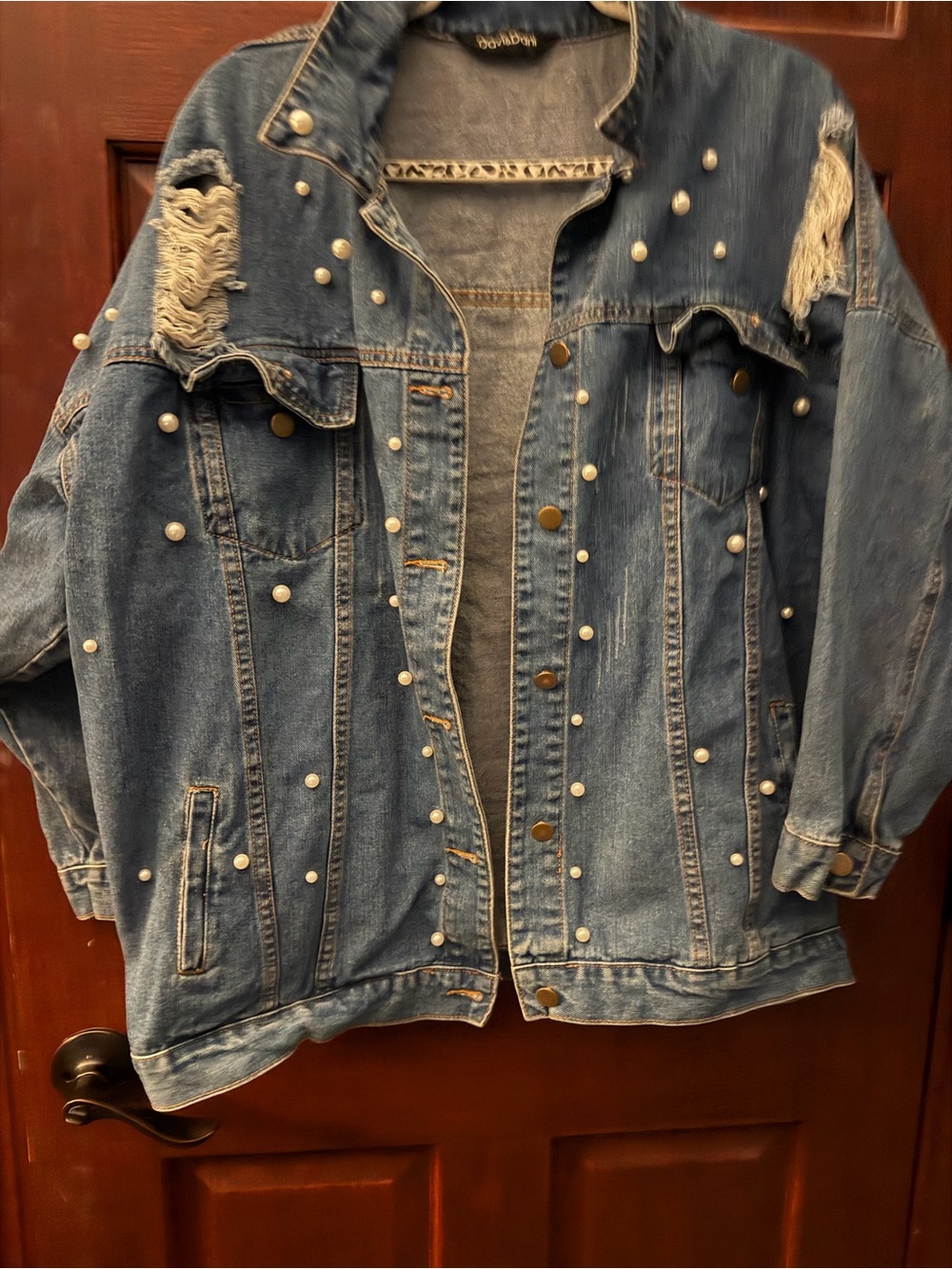 DAVI & DANI Blue Distressed Pearl-Embellished Denim Jacket